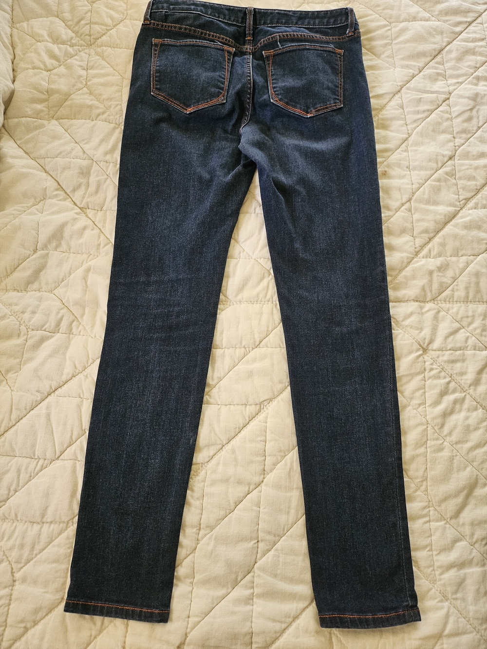 Banana Republic Dark Wash Mid-Rise Skinny - Size 28 - Picture 2 of 9